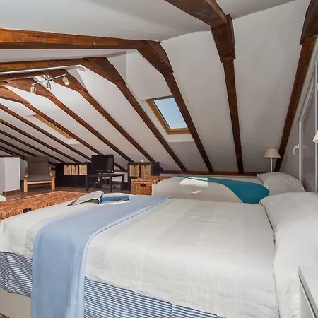 Villa I Sassi Bianchi - East