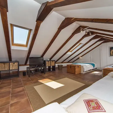 Villa I Sassi Bianchi - East