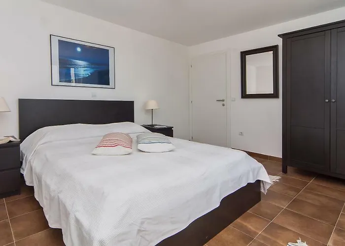 Villa I Sassi Bianchi - East *