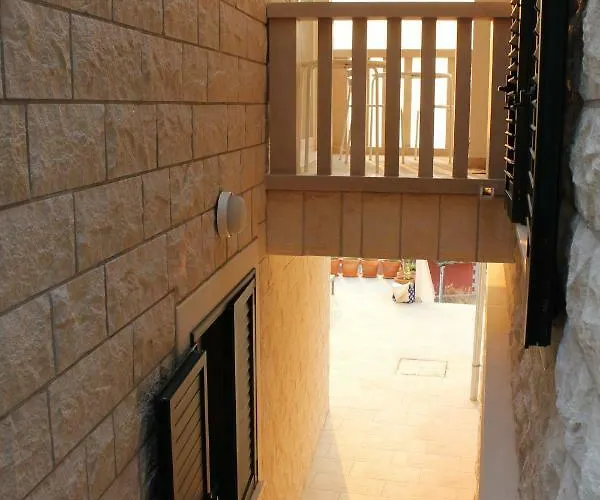 Villa I Sassi Bianchi - East *